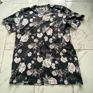 LuLaRoe Women 2XL Black Floral Short Sleeve Tunic Top Plus Size